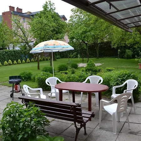 Apartament Goscinny Dom *