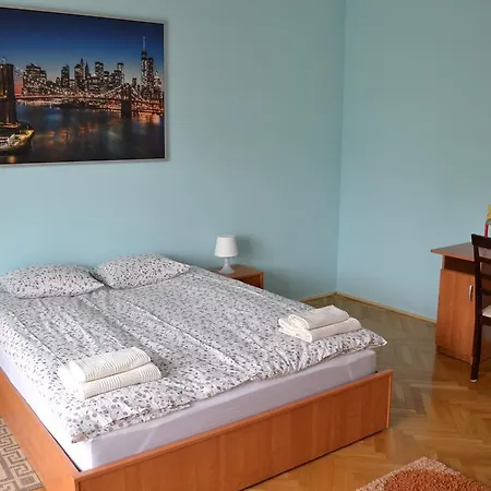 Apartament Goscinny Dom Apartment