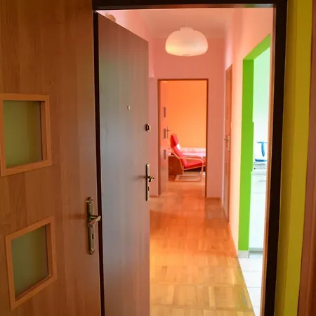 Apartament Goscinny Dom *