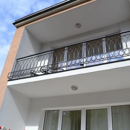 Apartament Goscinny Dom *